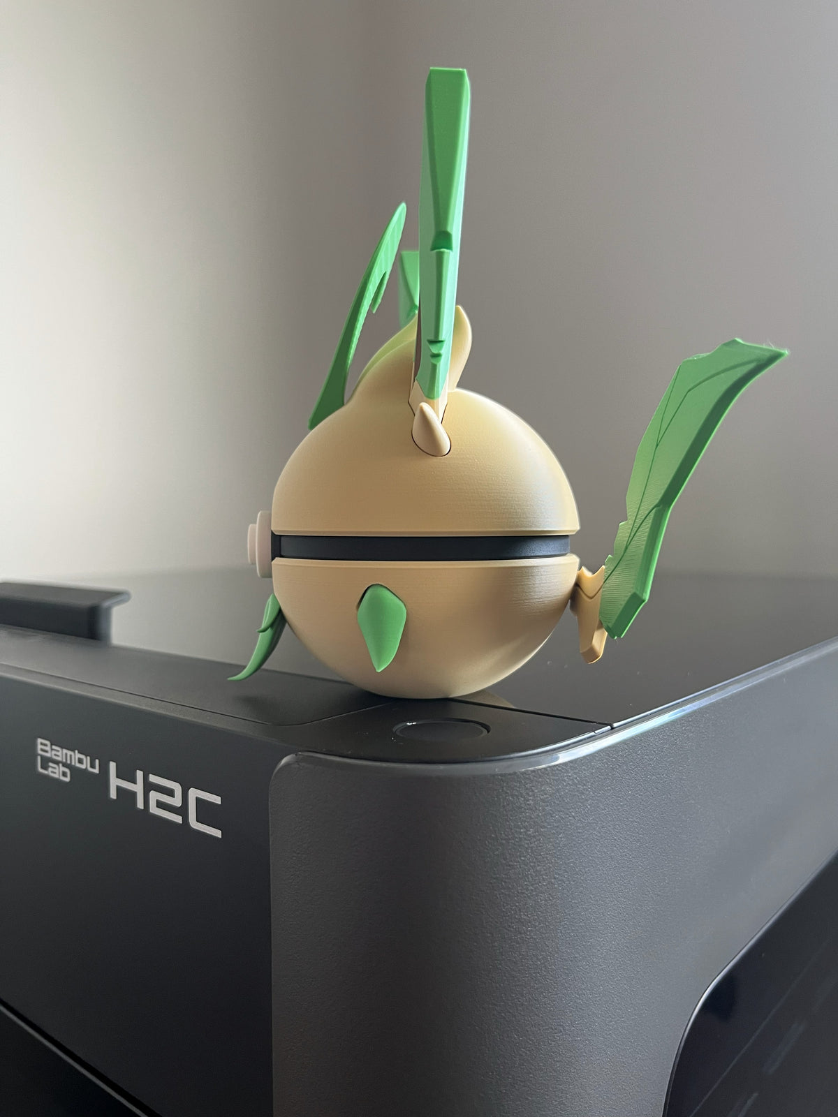Leafeon Monster Ball, left side