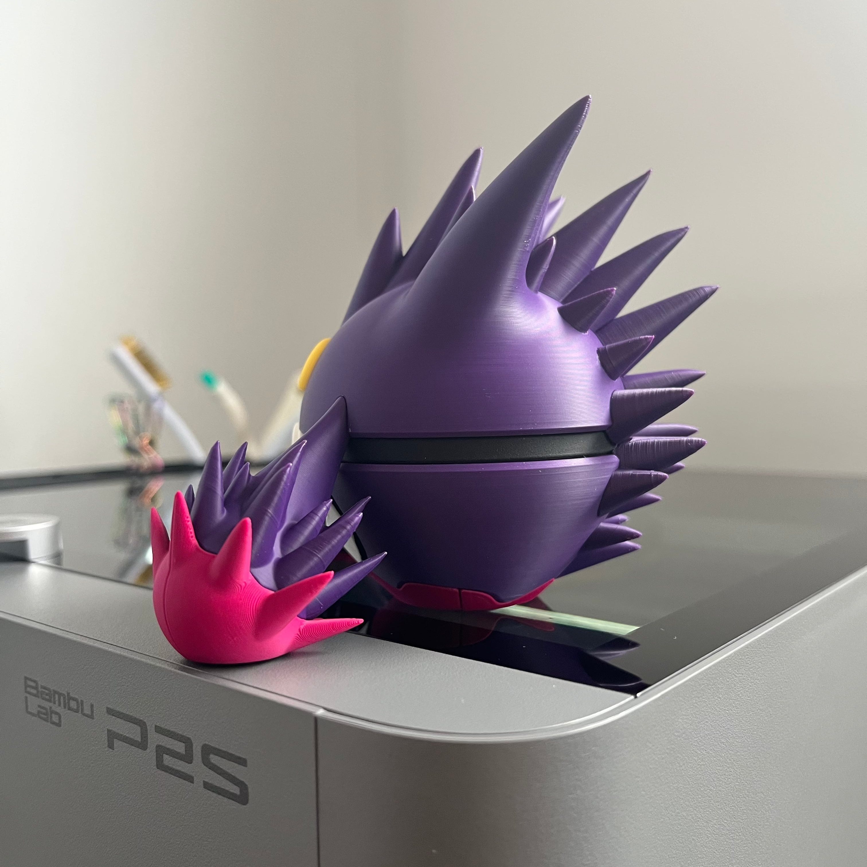 Mega Gengar Monster Ball, left side