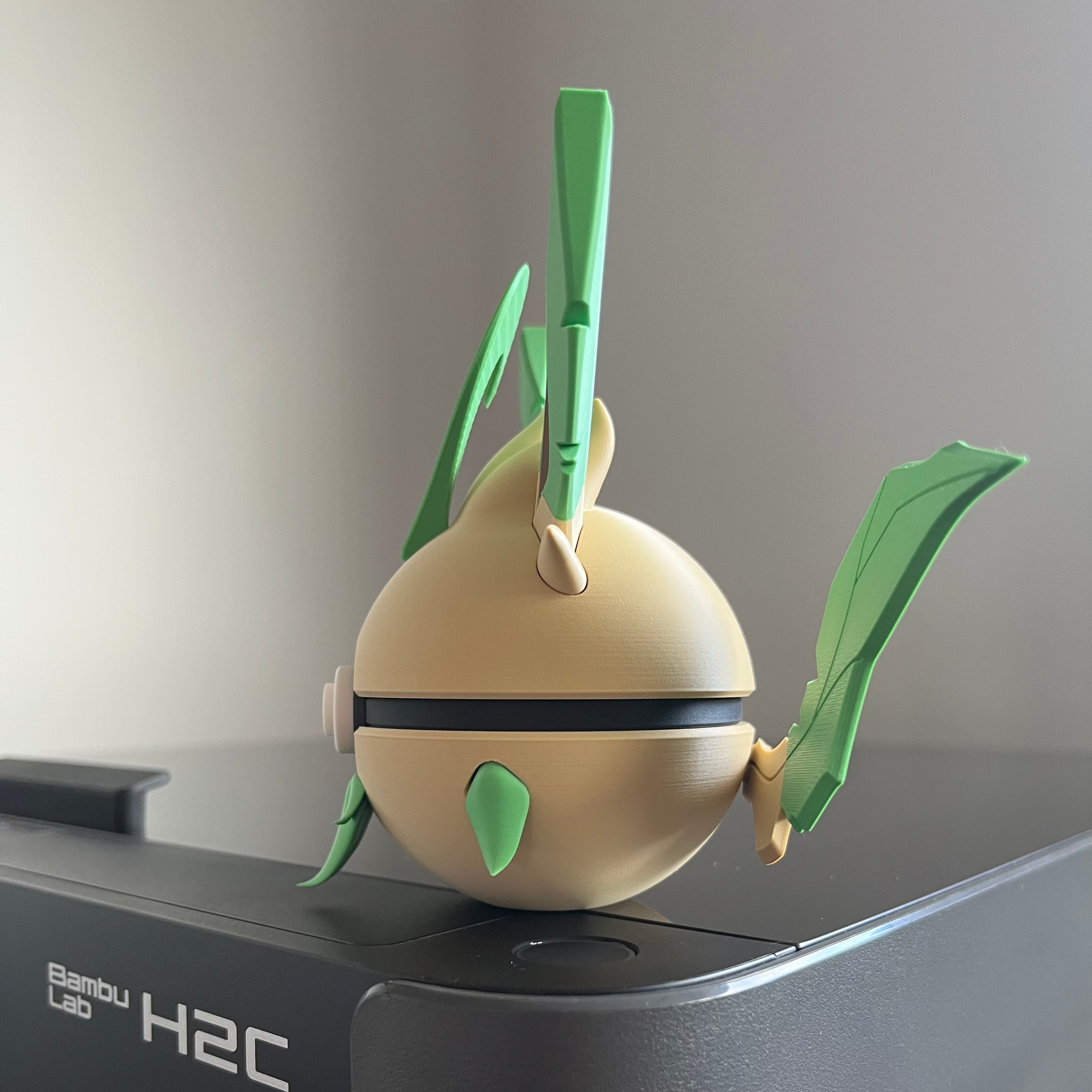 Leafeon Monster Ball
