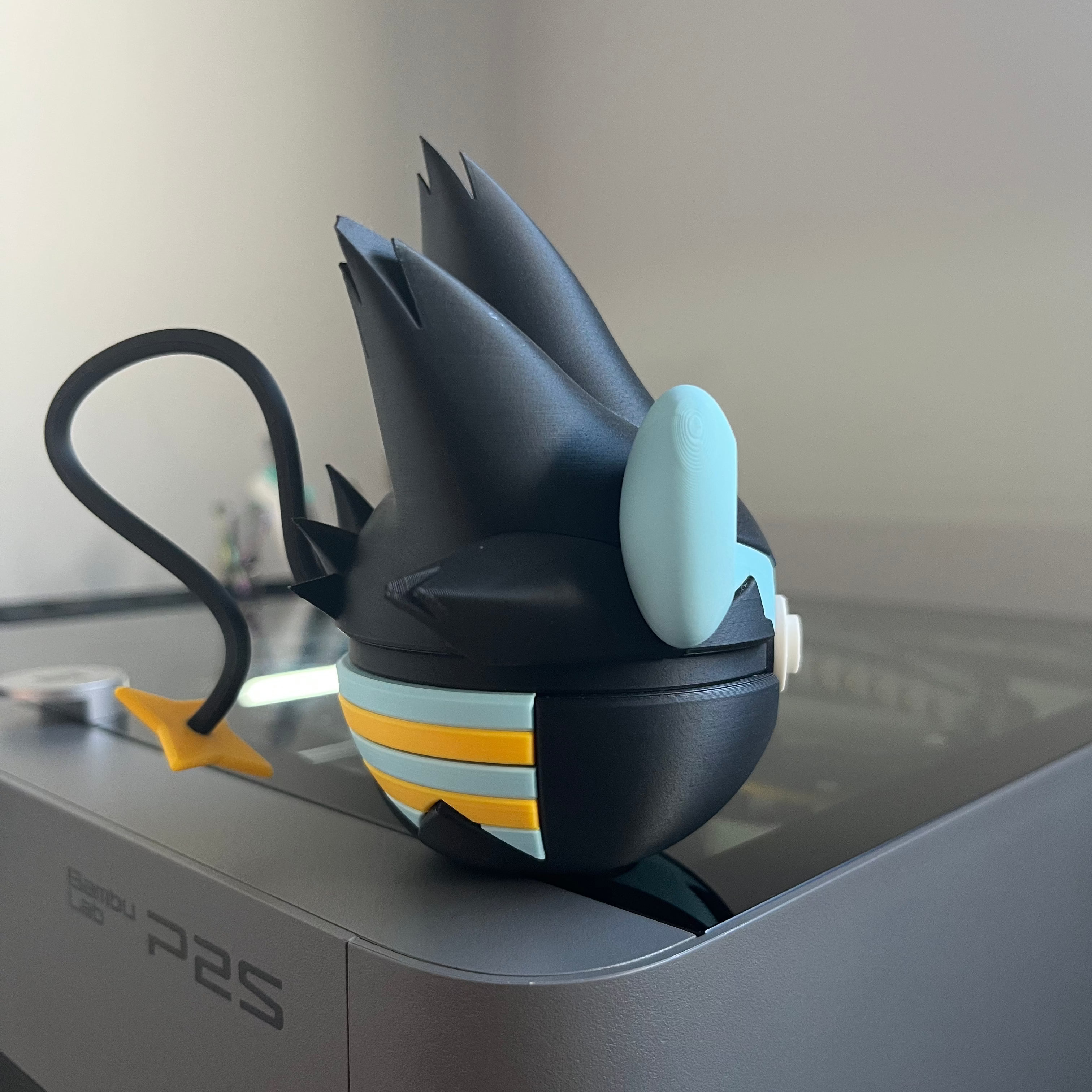 Luxray Monster Ball