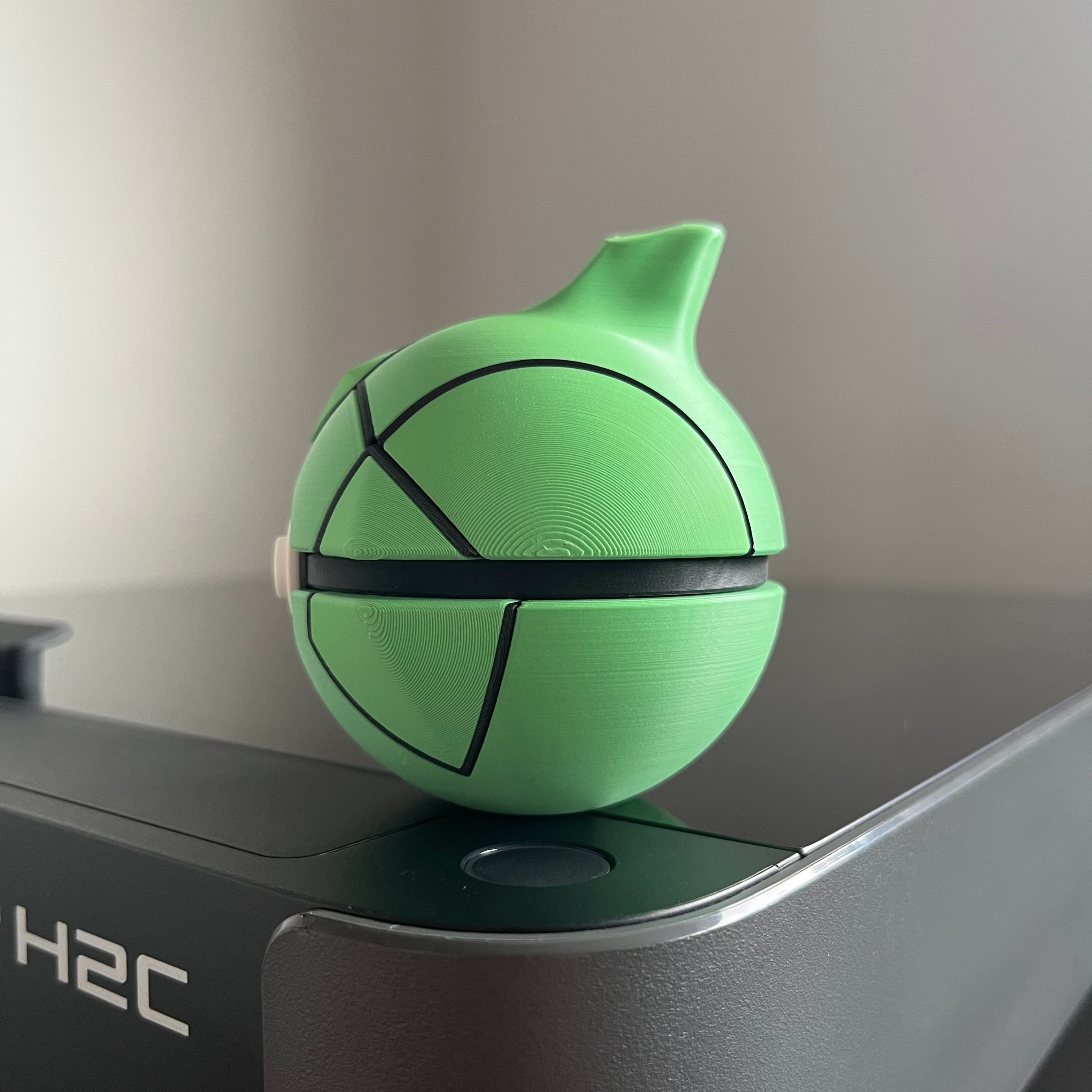 Metapod Monster Ball