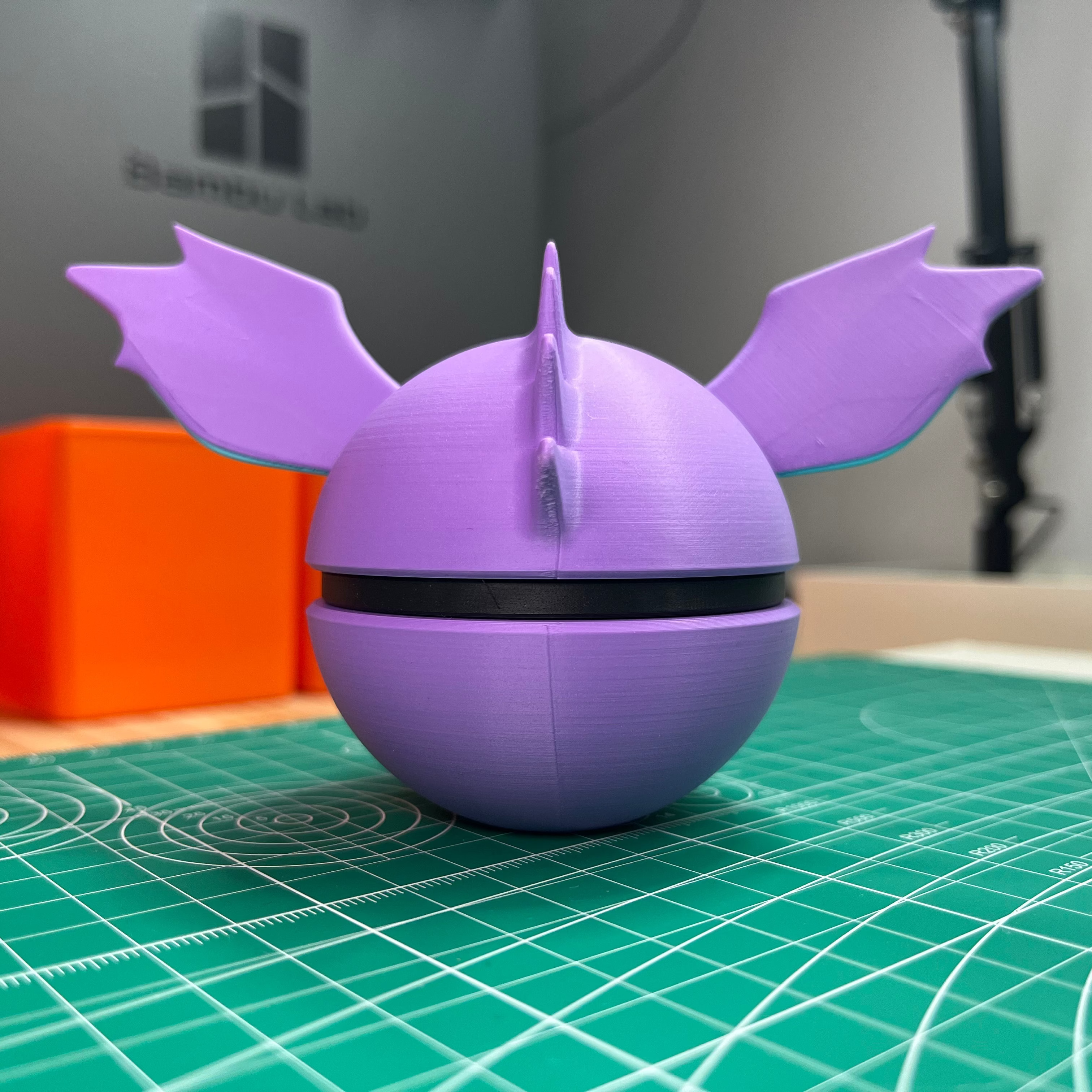 Nidoking Monster Ball