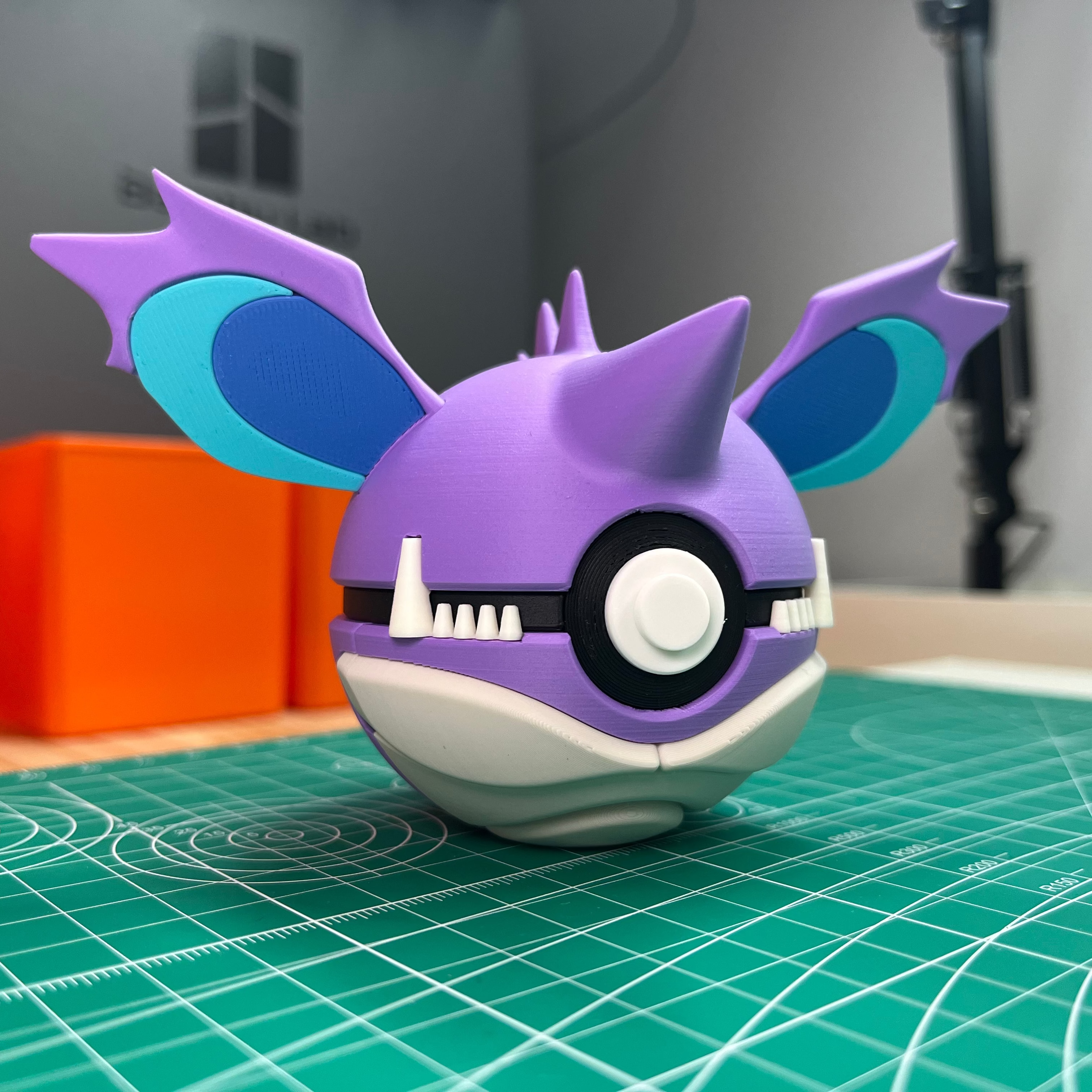 Nidoking Monster Ball