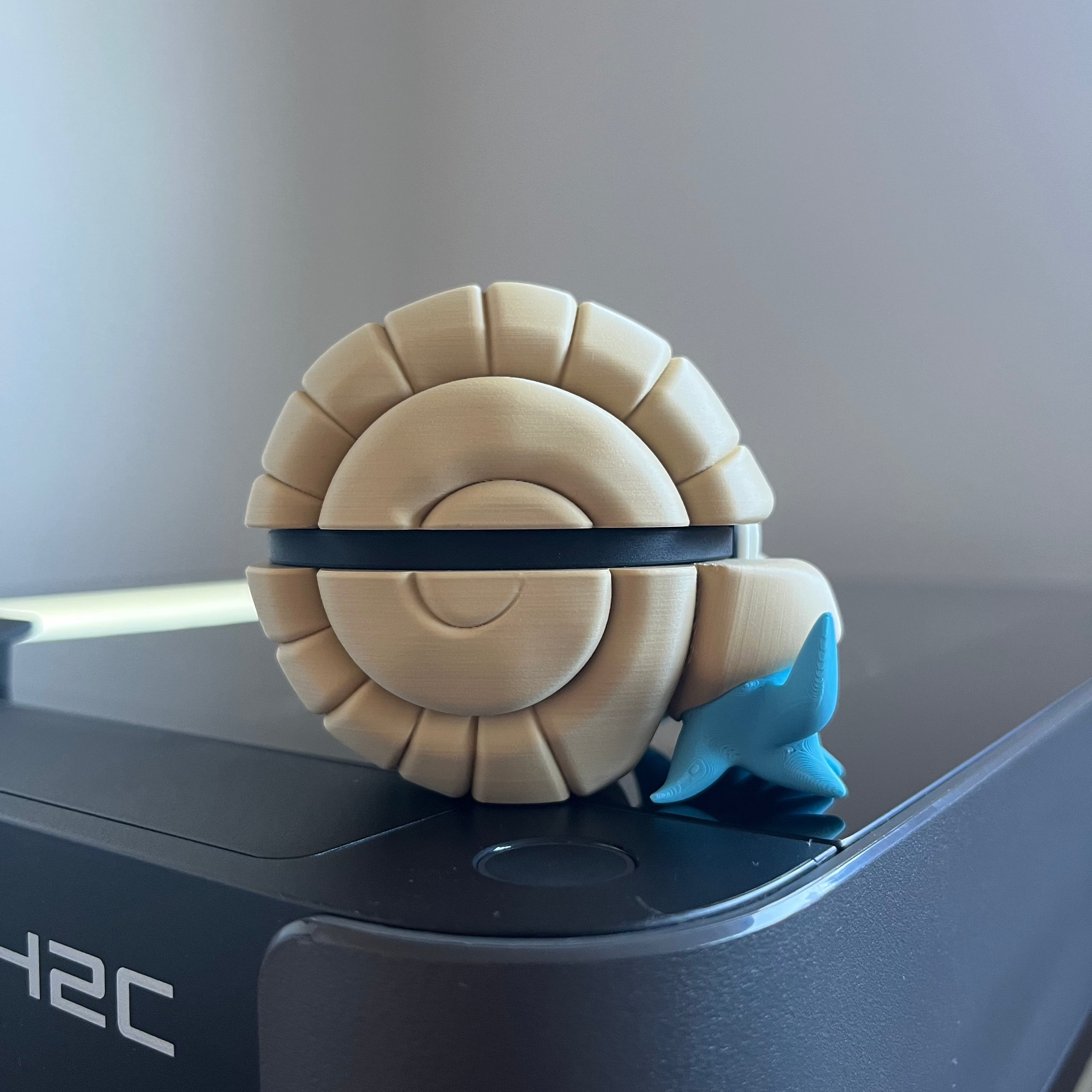 Omanyte Monster Ball