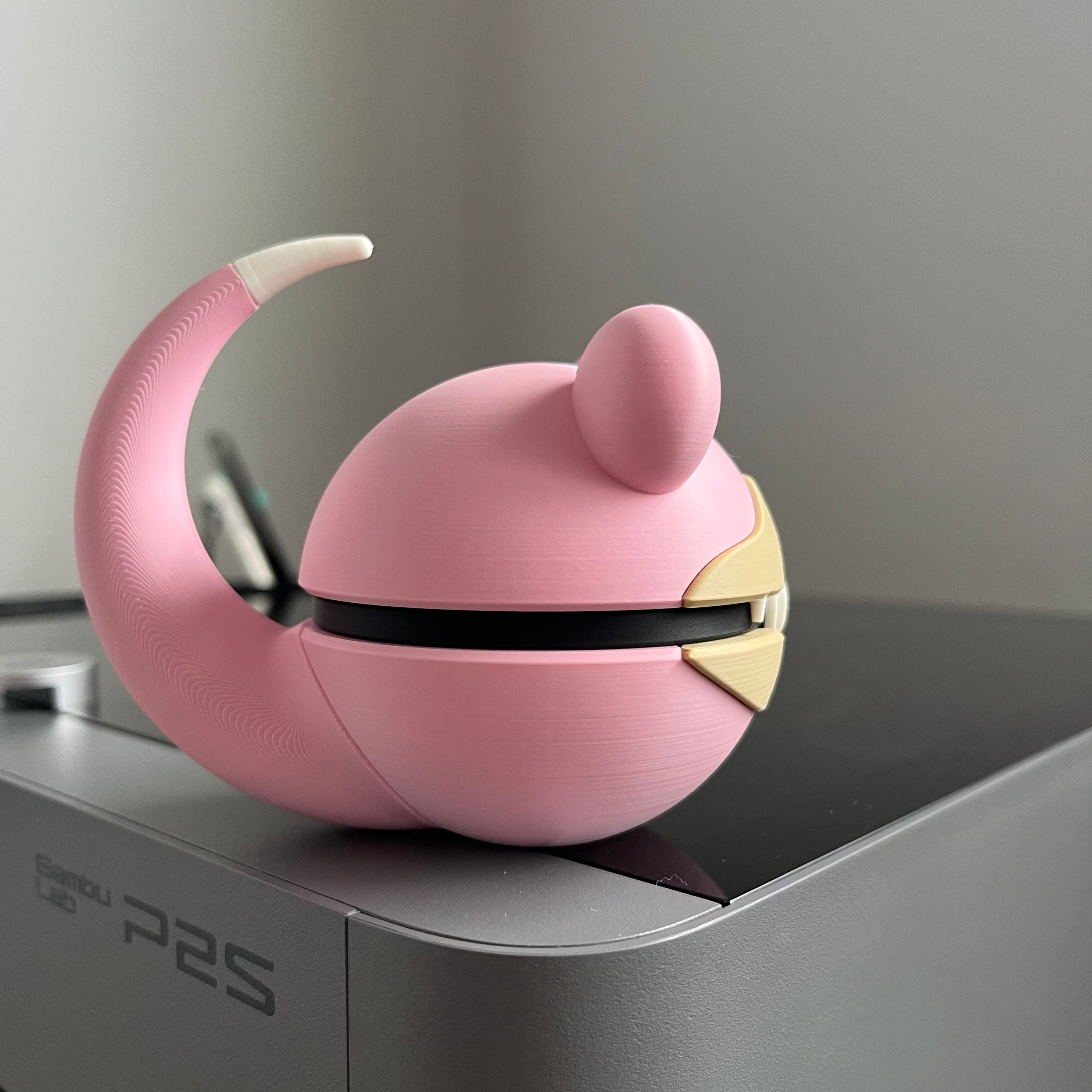 Slowpoke Monster Ball