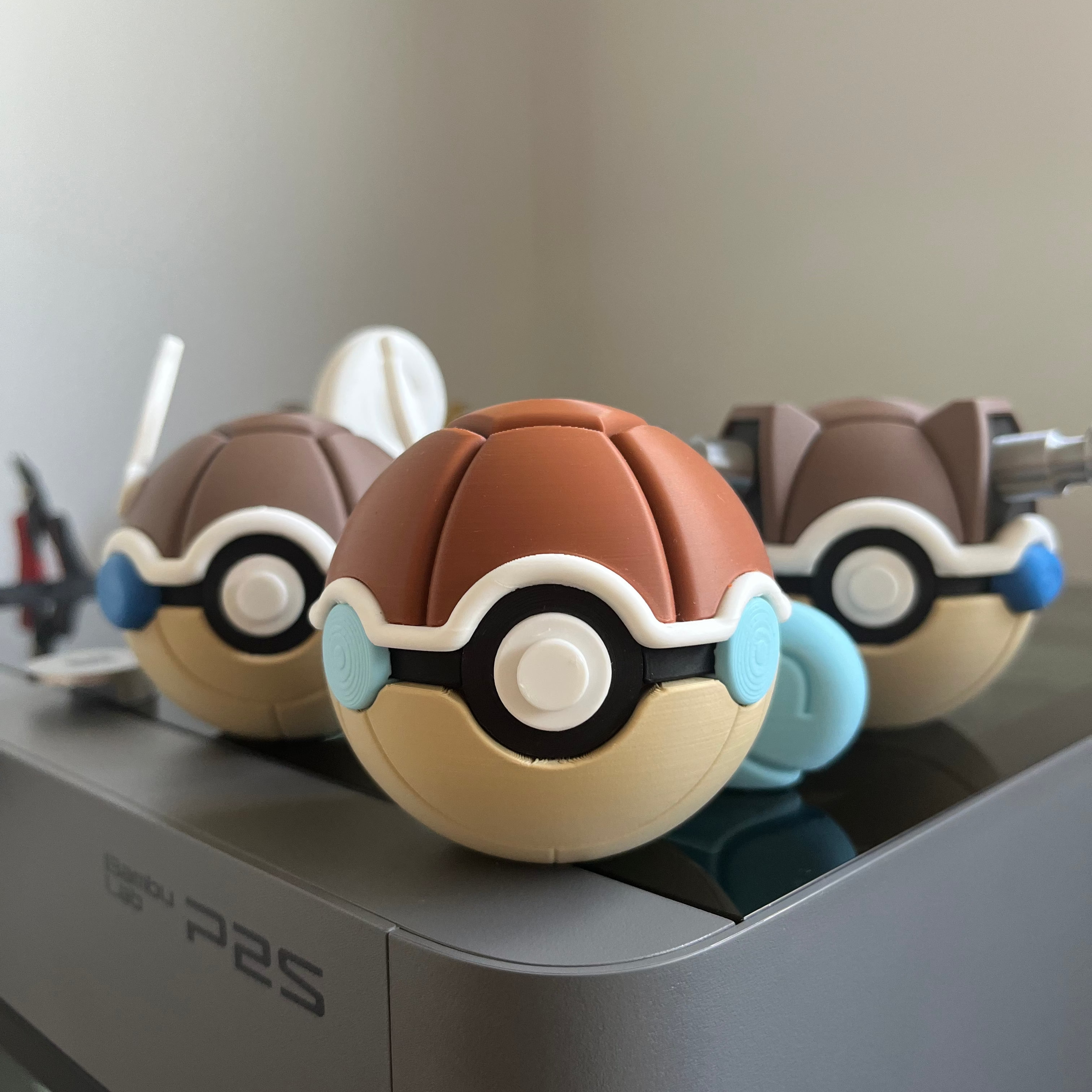 Squirtle Evolution Monster Ball Bundle