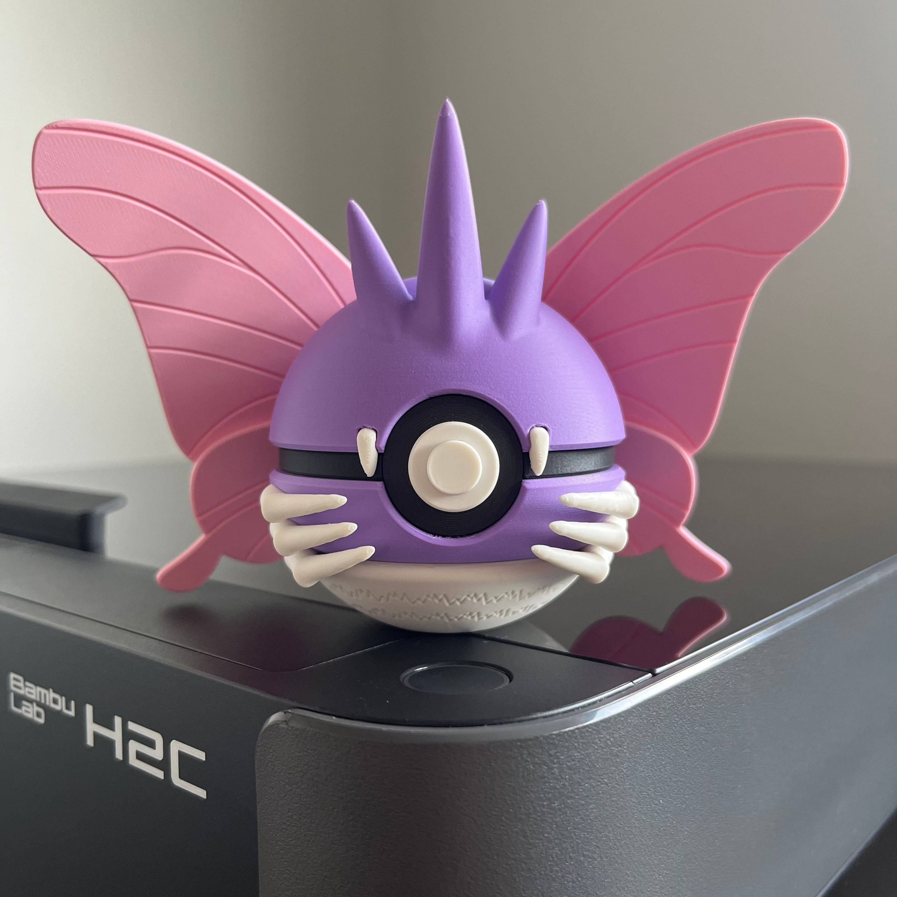 Venomoth Monster Ball