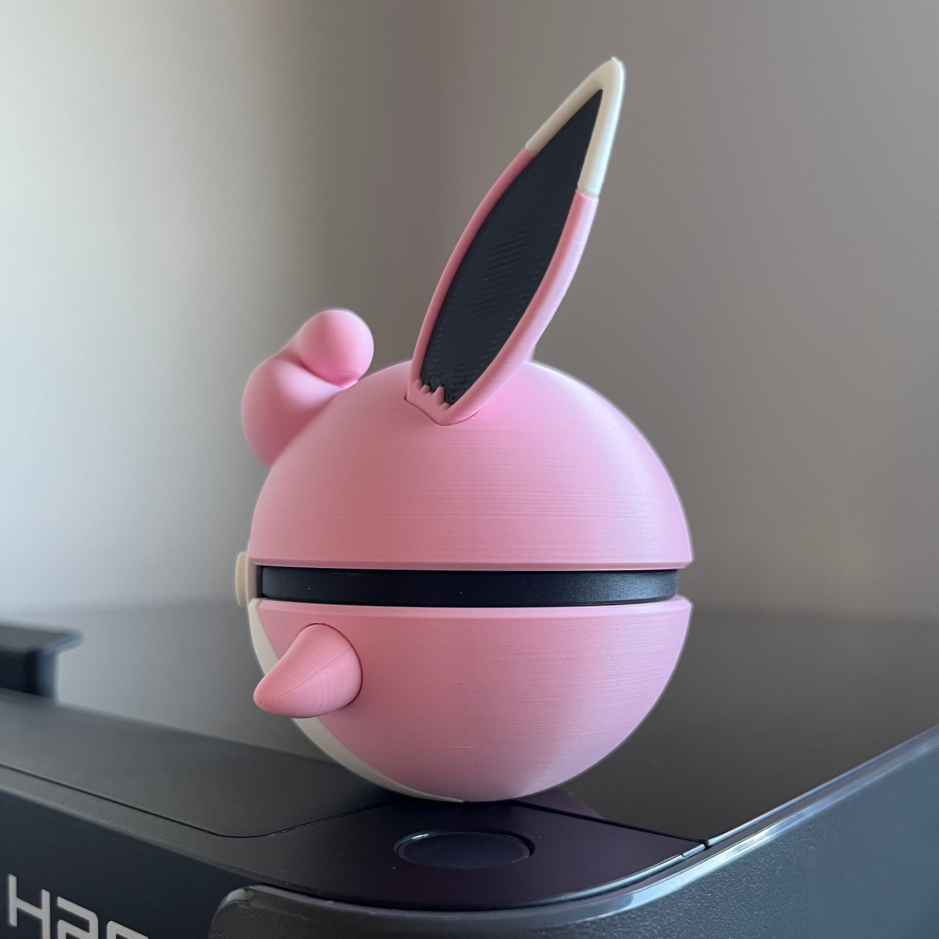 Wigglytuff Monster Ball