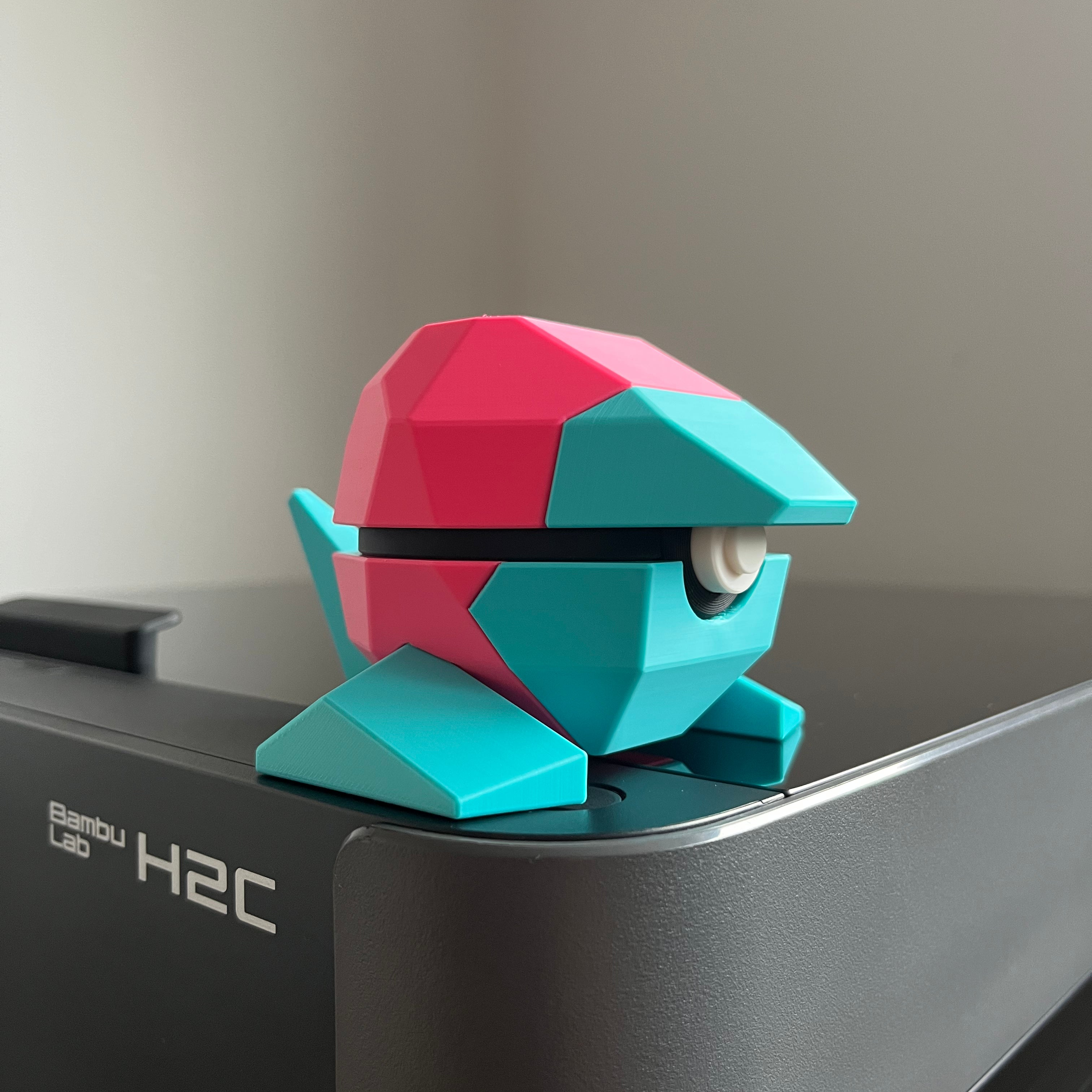 Porygon Monster Ball, side profile