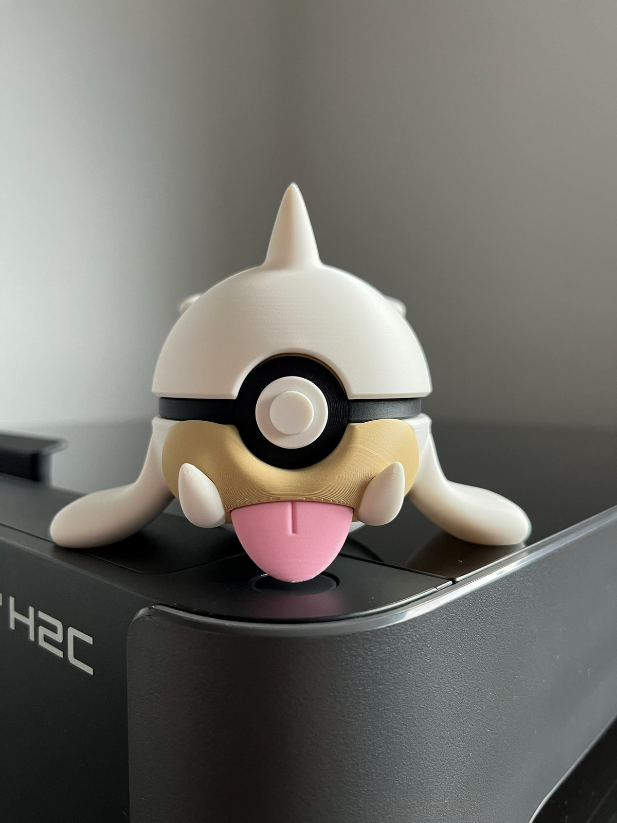 Seel Monster Ball, front view