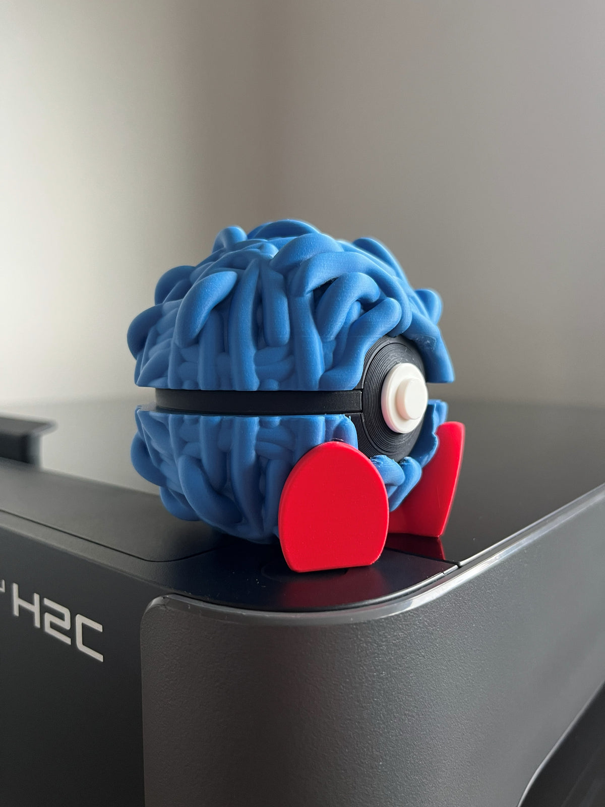 Tangela Monster Ball, side profile