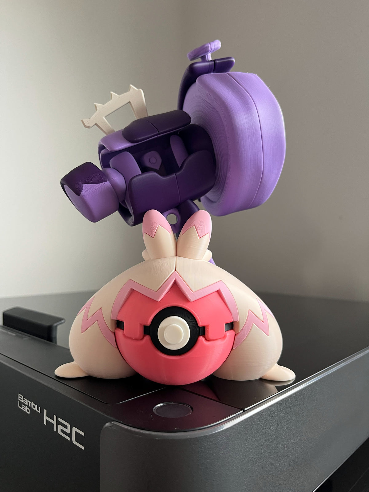 Tinkaton Monster Ball, front view