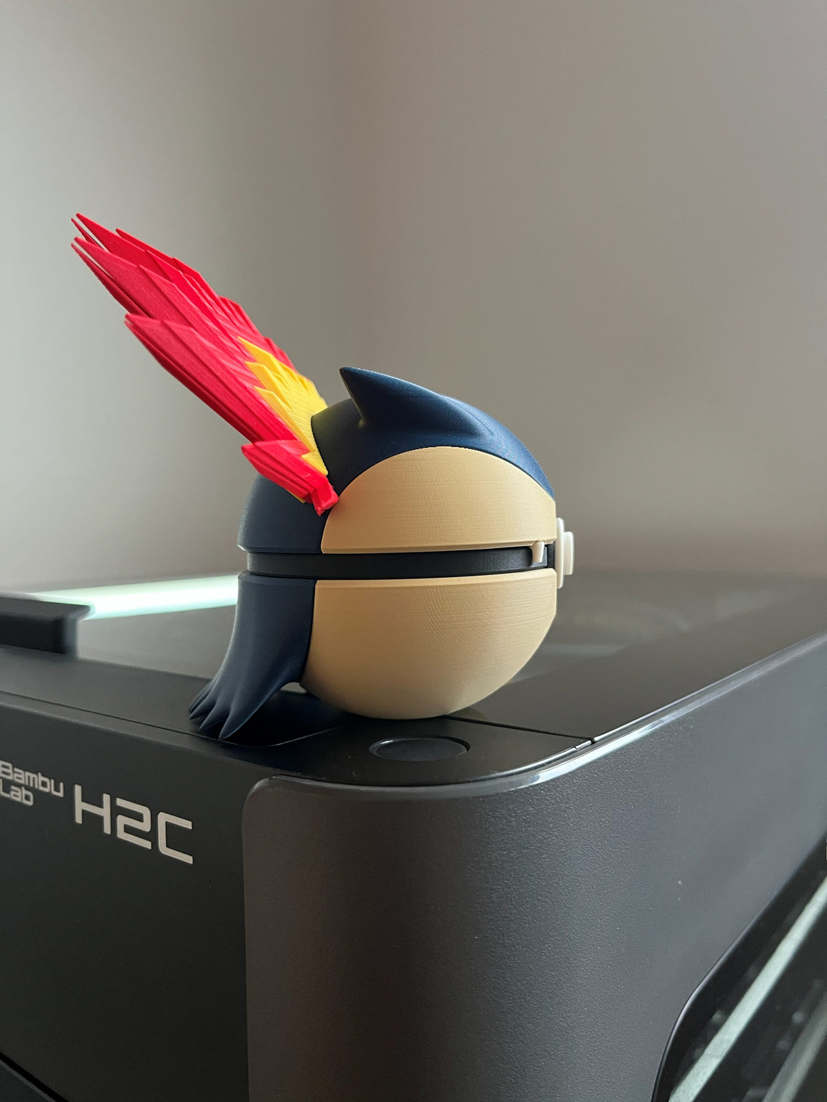 Typhlosion Monster Ball, right side