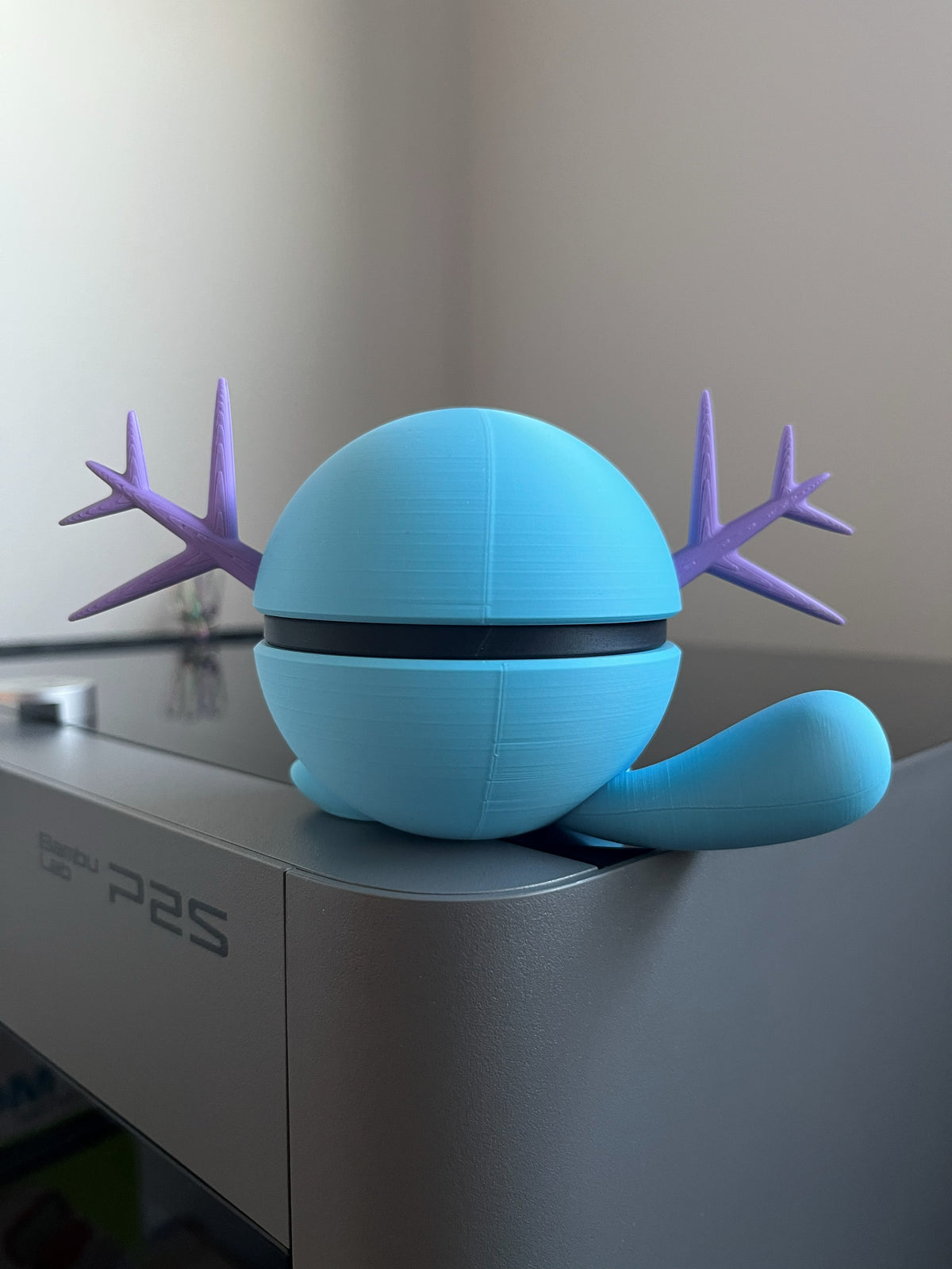 Wooper Monster Ball, back view